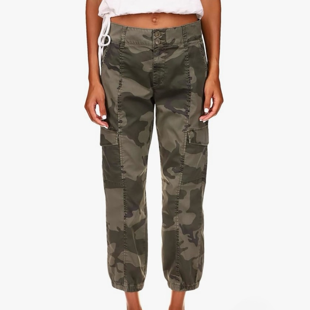 Sanctuary Standard Surplus Camo Utility Pants – Size 27 – Style CP0694NTA